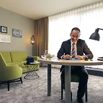 Отель Mercure Plaza