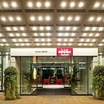 Отель Mercure Plaza 4*