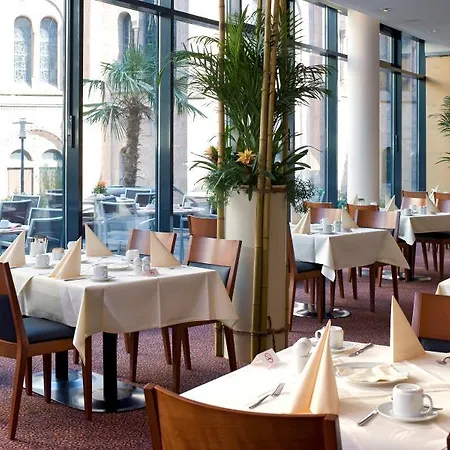 Mercure Plaza Hotel