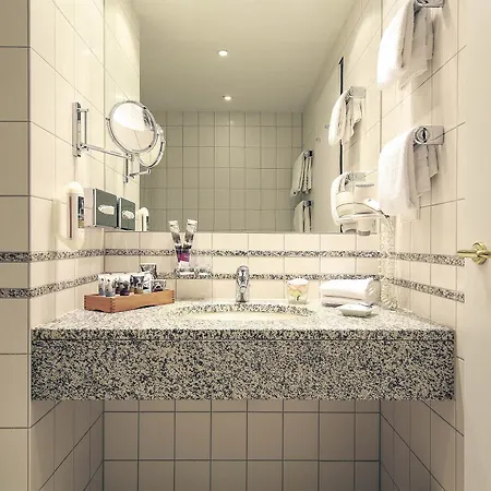 Mercure Plaza Отель Эссен