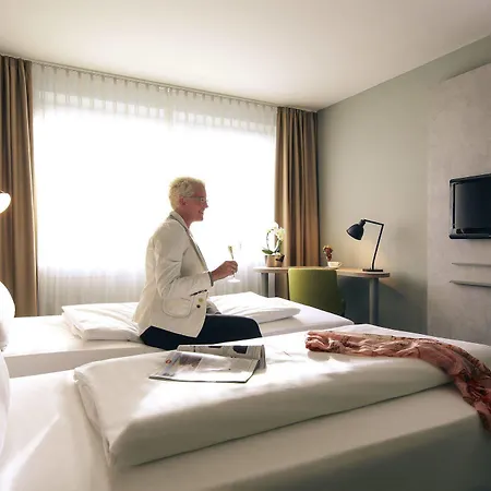 Mercure Plaza Hotel