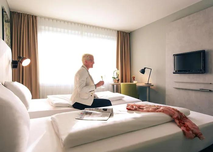 Mercure Plaza Отель 4*