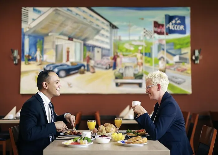 Hotel Mercure Plaza 4*