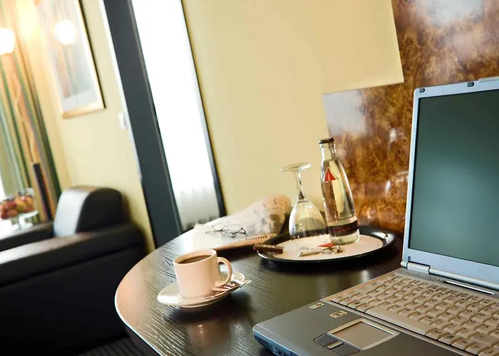 Отель Mercure Plaza